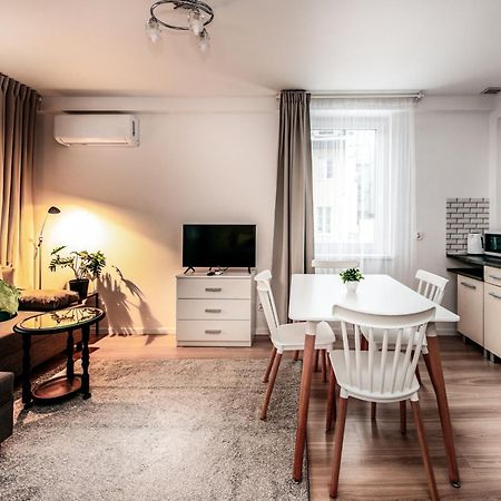 Fully-Furnished Apartment With Air Conditioning For Families, Cracow Old Town Cracovia Esterno foto