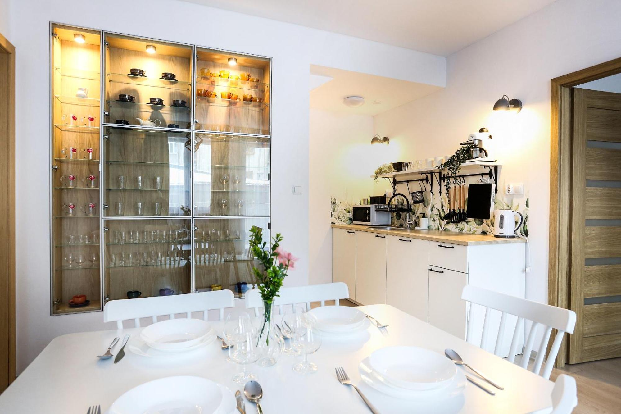 Fully-Furnished Apartment With Air Conditioning For Families, Cracow Old Town Cracovia Esterno foto
