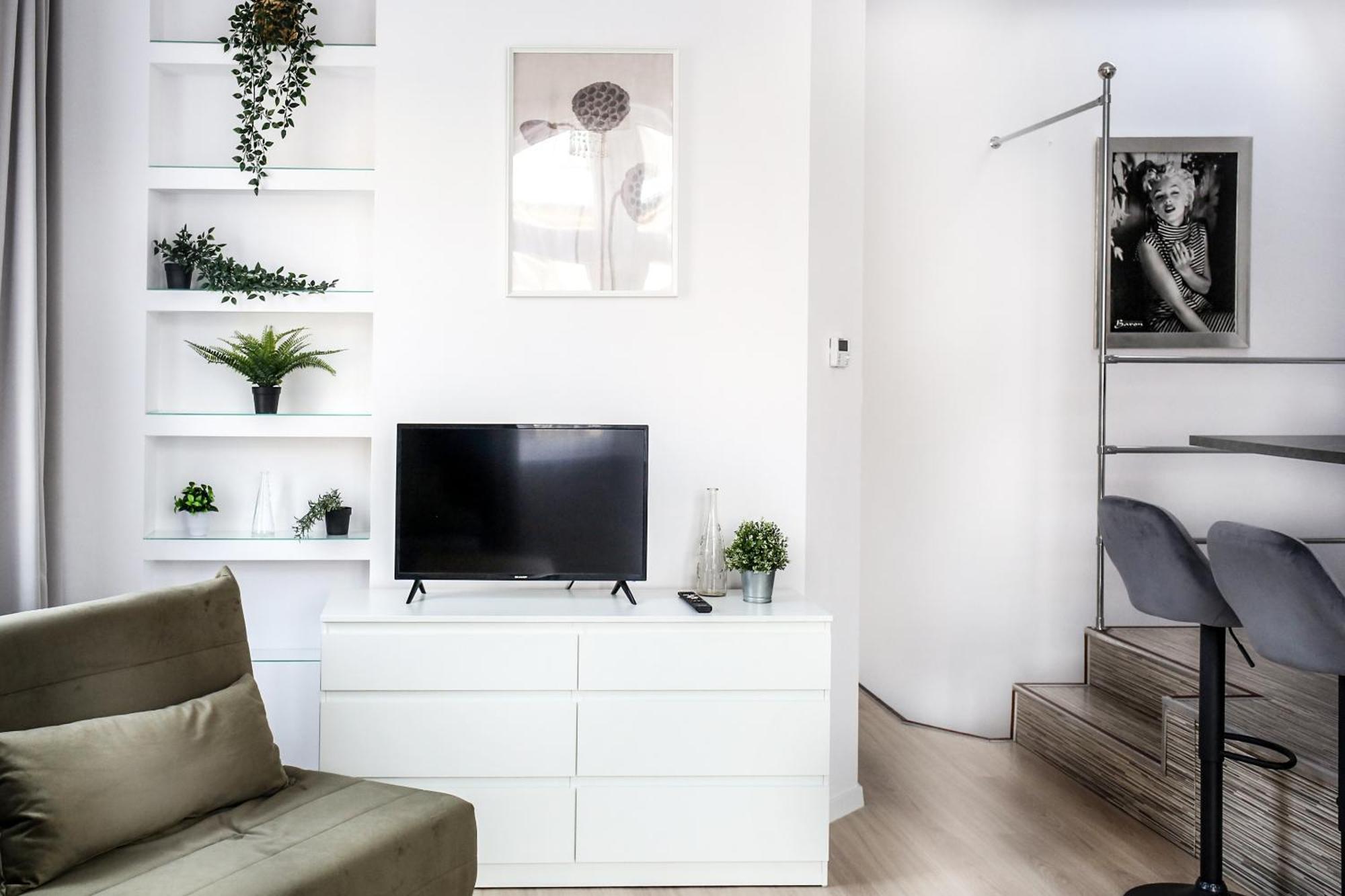 Fully-Furnished Apartment With Air Conditioning For Families, Cracow Old Town Cracovia Esterno foto