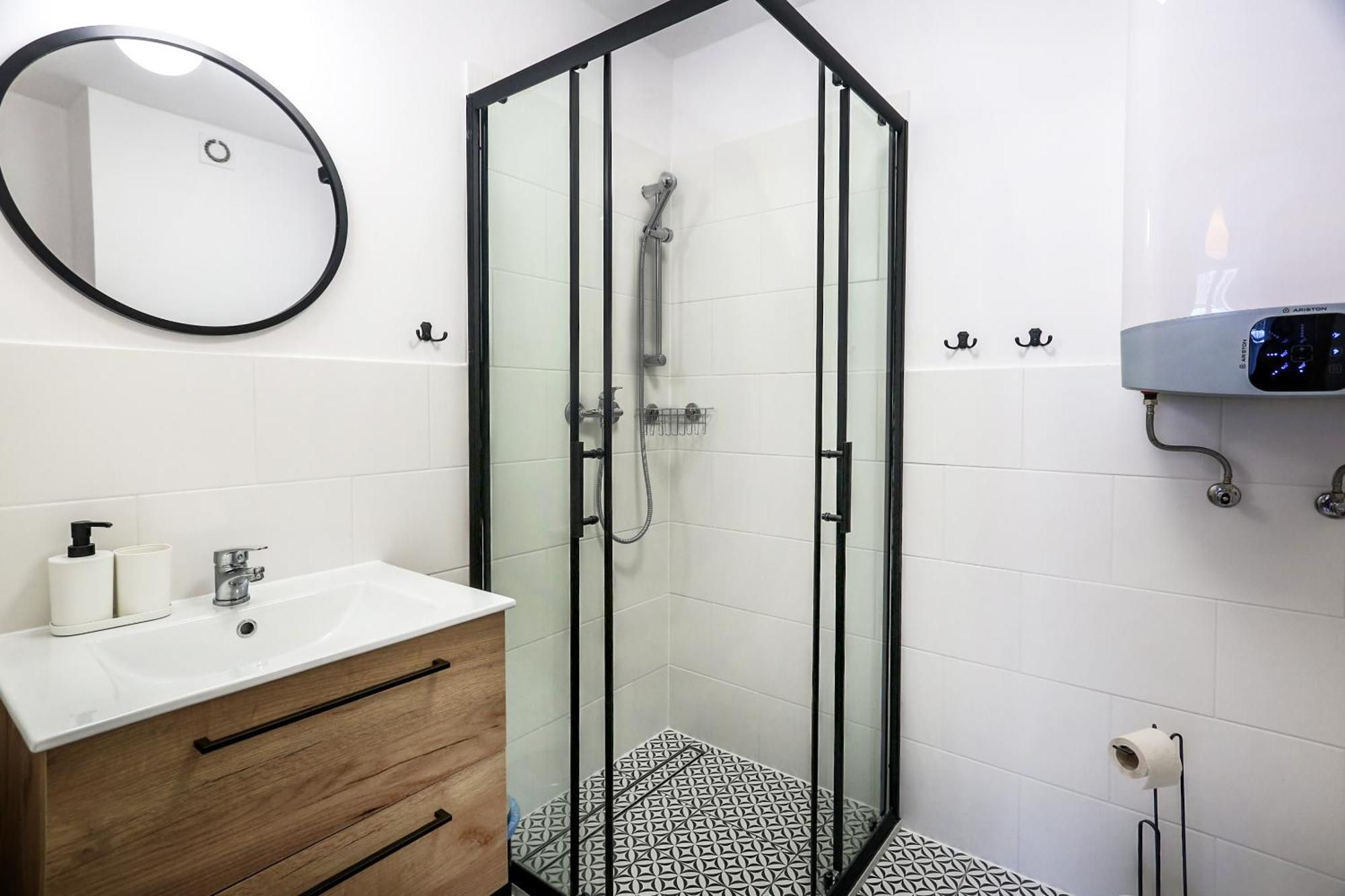 Fully-Furnished Apartment With Air Conditioning For Families, Cracow Old Town Cracovia Esterno foto